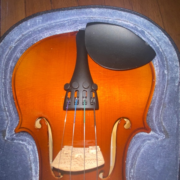 SKYLARK Model MV.007 Violin Case and Bow VINTAGE STUDENT INSTRUMENT. - Picture 5 of 17